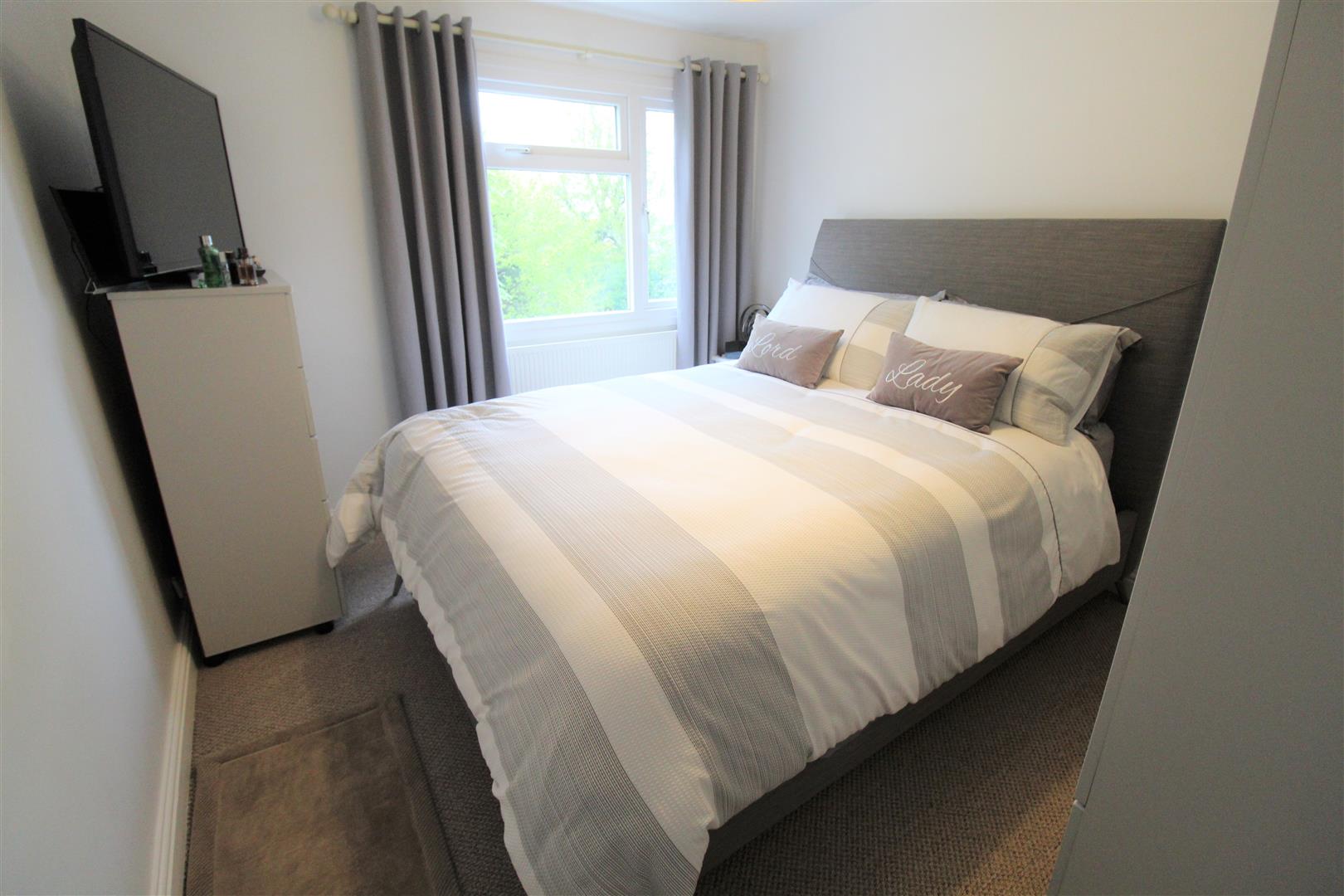 Cadeby Grove, Milton, Stoke-On-Trent